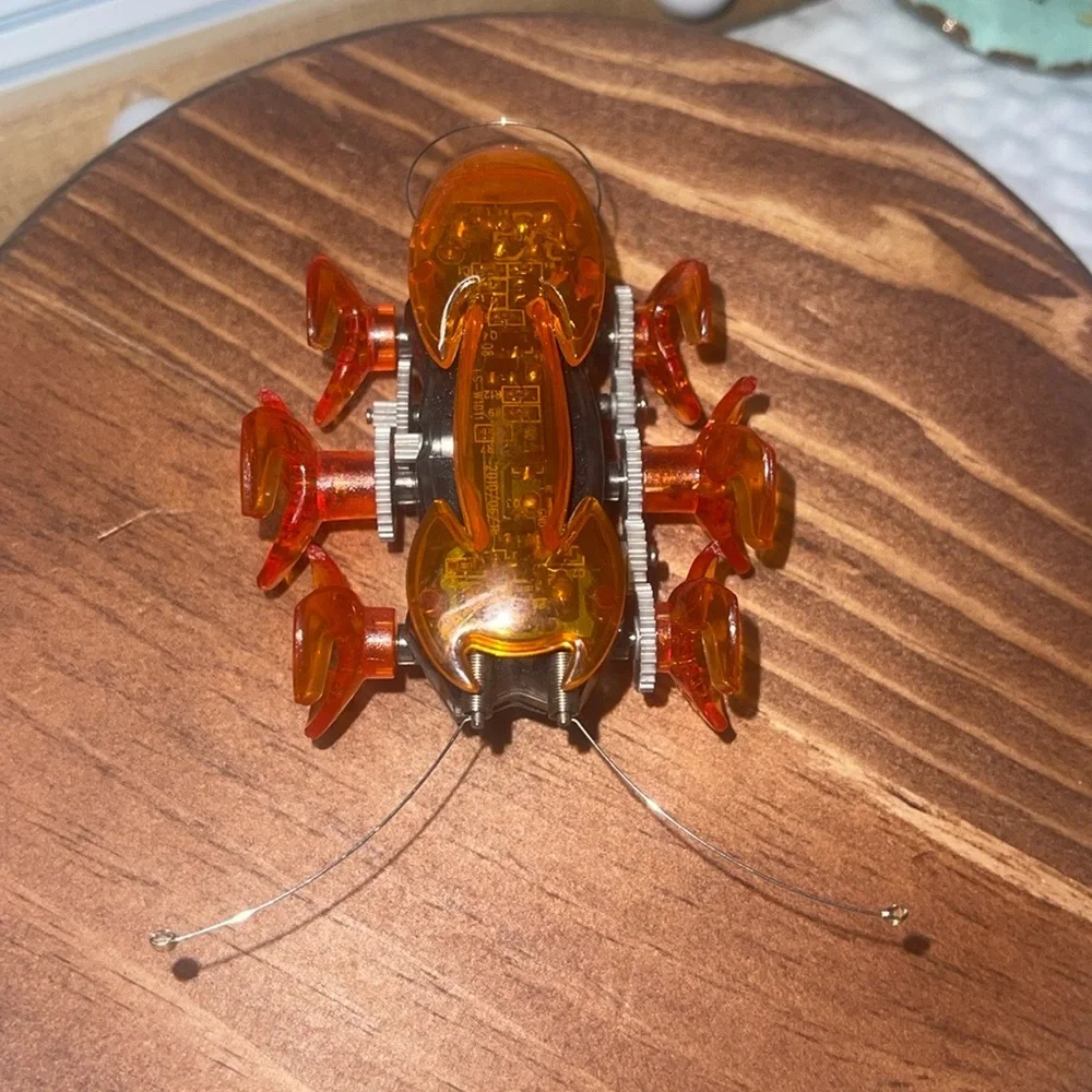 HexBug Orange Fire Ant Micro High Speed Robot Robotic Bug Creature Toy